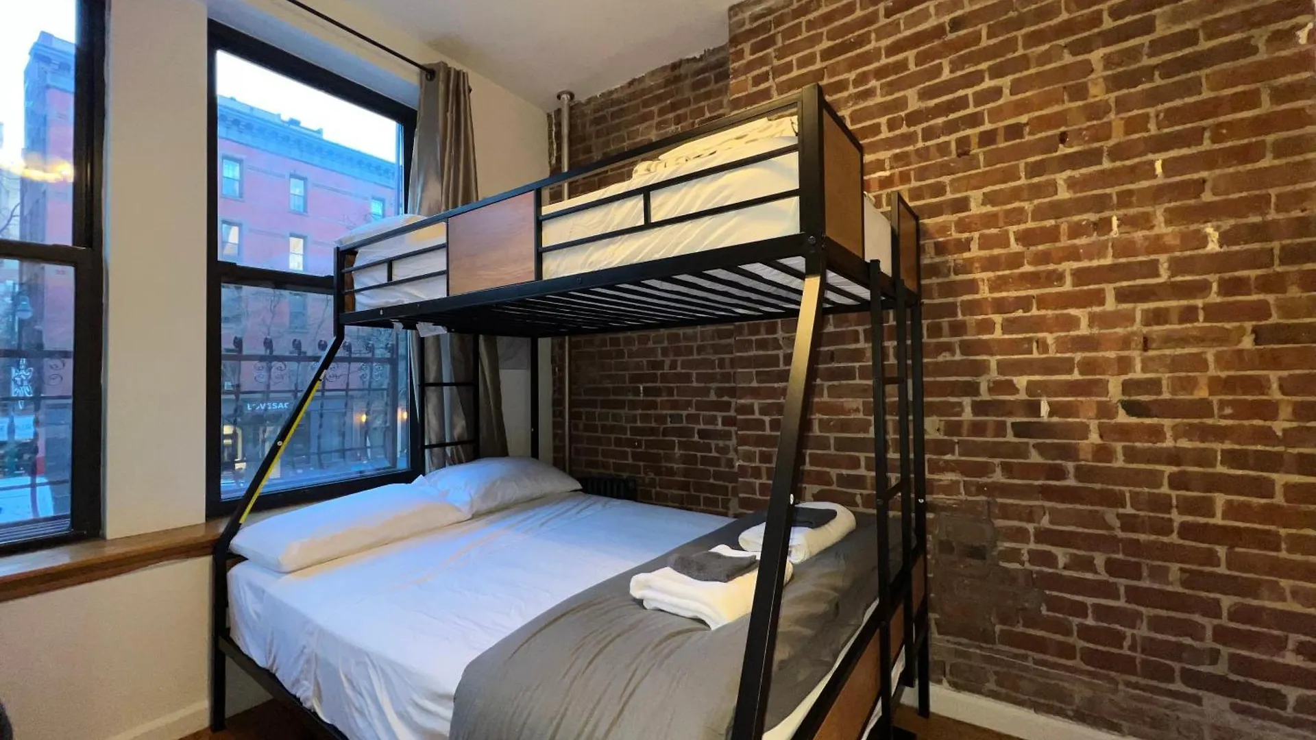 The Midtown Marquis Apartment New York