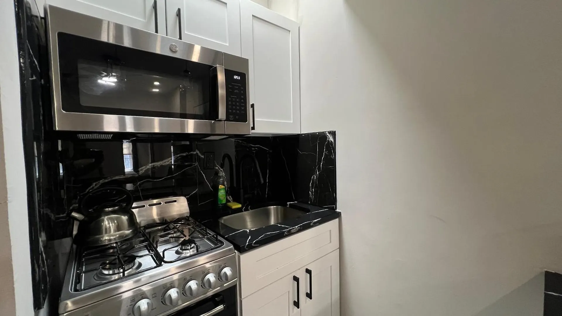 The Midtown Marquis Apartment New York 0*,  United States