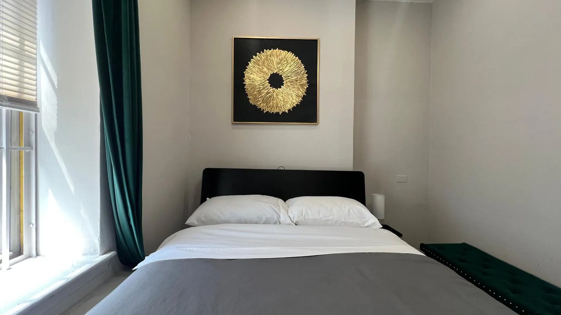 The Midtown Marquis Apartment New York